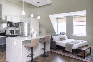 Downtown Luxury 1BR Loft · Walkable · Sleeps 4 - 9