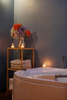 Spacious 5BRw AC Jacuzzi Poblado - 1