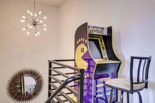 Poolside Retreat - King Beds - Dog Friendly - 4