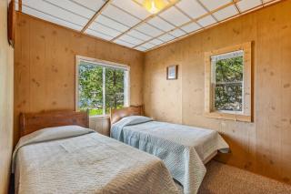 Cabin #9 2BR 1BA Timberlane Resort - 4