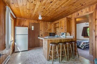Cabin #10 2BR 1BA Timberlane Resort - 1