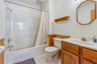 Lakeside Condo #14 3BR 3BA Timberlane Resort - 4