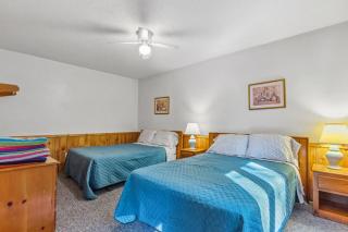 Lakeside Condo #17 3BR 3BA Timberlane Resort - 7