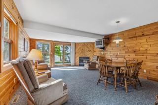 Lakeside Condo #17 3BR 3BA Timberlane Resort - 4