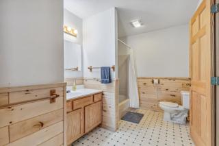 Lakeside Condo #21 4BR 4BA Timberlane Resort - 6