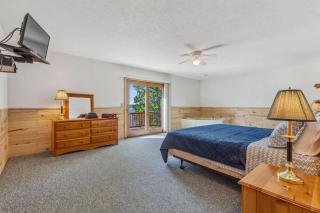 Lakeside Condo #19 4BR 4BA Timberlane Resort - 8