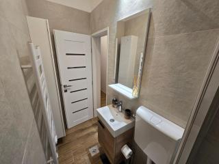 Studio apartment KIKI for 2, near Old Town & Beach, free WiFi - 7