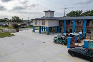 Airport Inn & Suites South Padre Island I 37 - 7