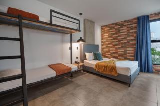 Hotel Appartments con Piscina - 2