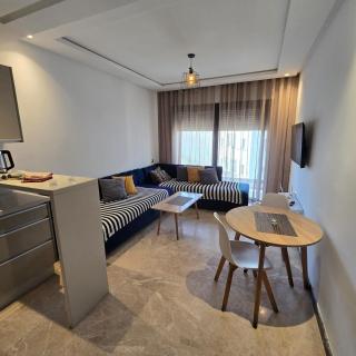 Spacious and peaceful furnished studio - 2