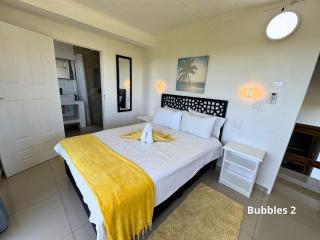 Sunset Villa - Bubbles 1 and 2 - 4