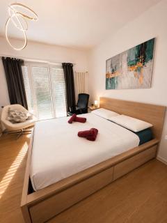 Iconic Lugano Suite with Free Garage - 9