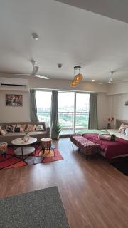 GolfView Retreat- A luxury Business Suite in GolfLink, Greater Noida - 7