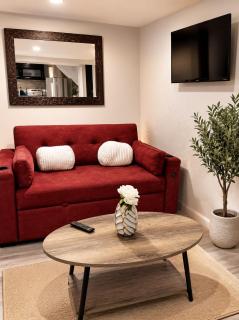 Cozy Basement Studio - 7
