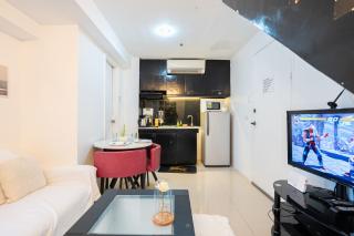 A2J Executive 3BR Loft BGC - 3