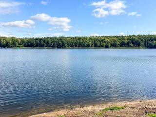 Lakeside Cabin Retreat in Sollentuna - 1