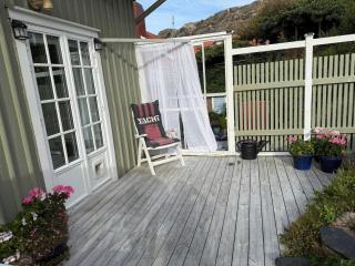 4 person holiday home in SKÄRHAMN - 4