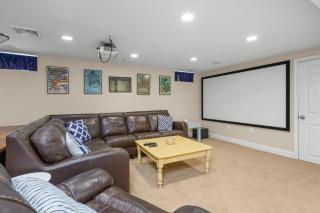 Ultimate Chatham Getaway with Outdoor Oasis - 5