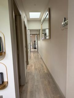 Luxury 2 Bath 2 Bed in Blackrock - N11 Corridor Access - 4