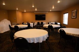 SureStay by Best Western Salem - 6