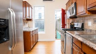 The Heights Haven, Spacious 6 Bedrooms Townhouse with Patio - New York - 5