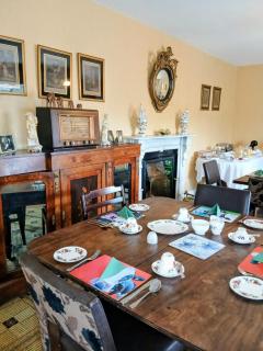Meath Arms Country Inn - 3