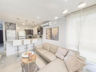 Amazing apartment near US Consulate - 0