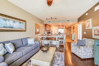 Beachfront Panama City Condo: Walk to Pier Park! - 6