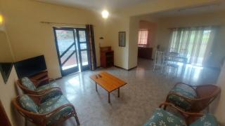 Spacious Groundfloor apartment 150m- public beach - 0
