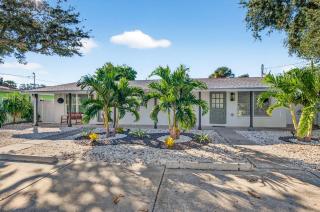 Sea Shell Beach Cottage - 3