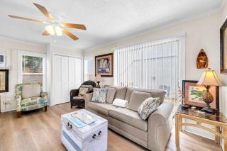 Linda's Cozy Cottage C - 5