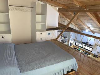 Almonte House - 5