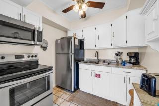 Linda's Cozy Cottage A - 3