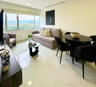 New Kennedy Norte Suite at Millenium Towers - 7