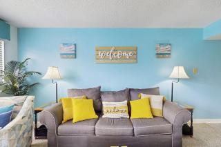 Sunny Coastal Cottage - 4