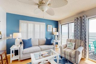 Paradise Palms - 4