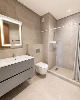Sea & Park View Apartment - Wifi, Netflix & IPTV - 5