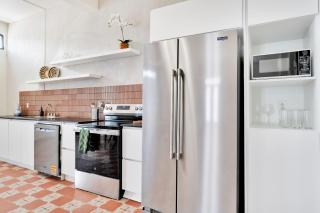 Vibrant Santurce Caribbean Escape 7BR with Rooftop - 9