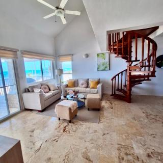 Playa Turquesa Ocean Club, G-301, free beach chairs on private beach - 3