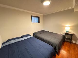 Vancouver Airport Comfort Guesthouse- FIFA Stadium 20 Min,, Free Parking & Easy Transit - 0