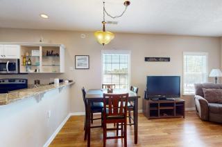 Cross Gate Unit 205 - 4
