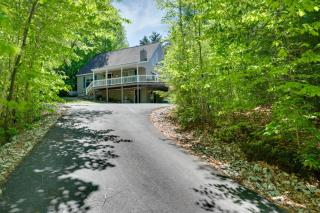 Hot Tub & Private Beach Access! North Conway Home - 2