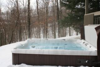 2 bdrm Tremblant Haven-pets & spa-walk/ski to hill - 6