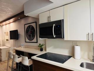Renovated Beachfront Condo with Balcony - 6