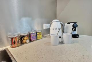 '10-A' Coral Sea Apartment - 2BR 2BA Pool Gym & Ocean Views - Cairns - 4
