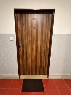 New apartment 10 minutes from downtown for 3 people - 4