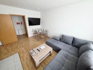 A-B-H Schöne 2R Whg, EBK, Lift, WiFi, XL Schlafcouch - 9