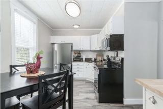 Cozy 3BR Home Walk to West Baden Springs Hotel - 4
