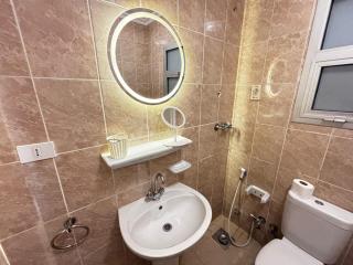 Luxury 3BR Garden View Retreat Balcony Madinaty - 3
