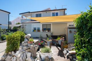 Apartments by the sea Nin, Zadar - 15842 - 9
